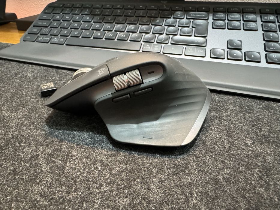 Mouse Logitech MX Master 3 cu dongle
