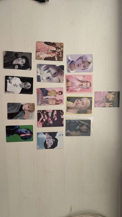K-pop фотокарточки