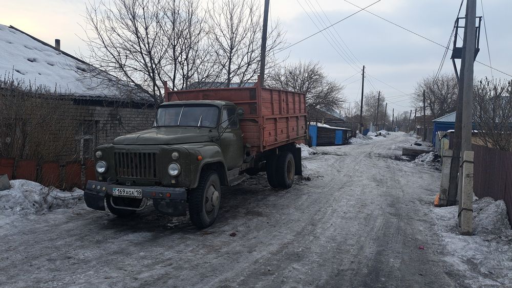 Газ 53 на активном ходу