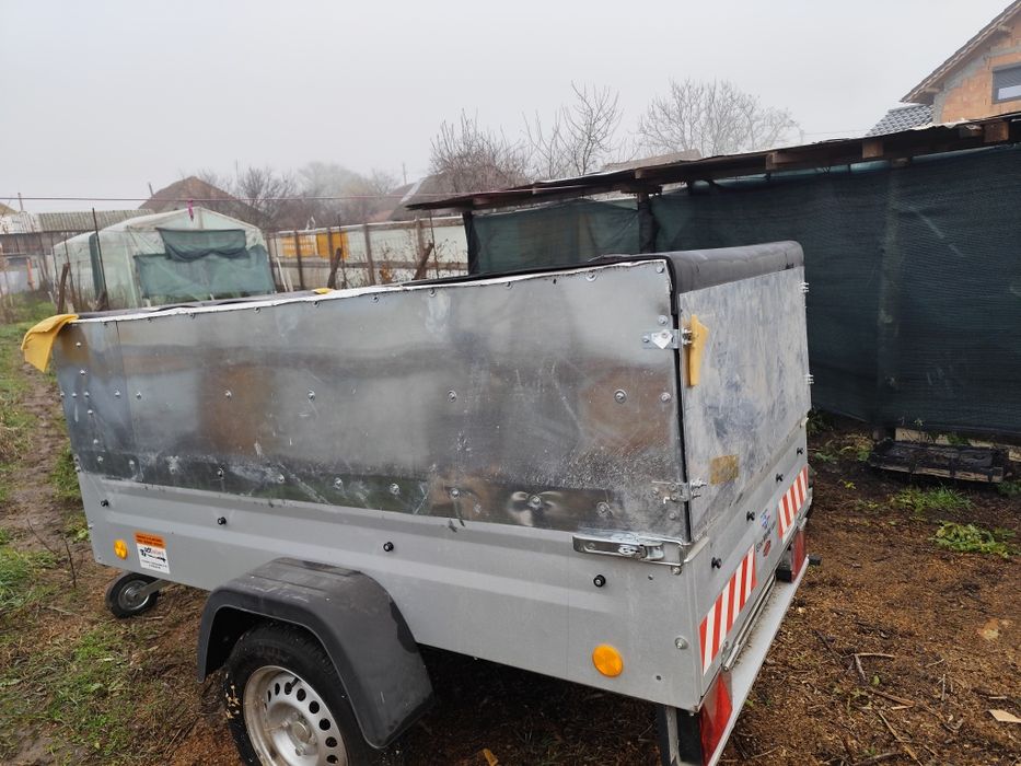 Remorca pe un ax  500kg