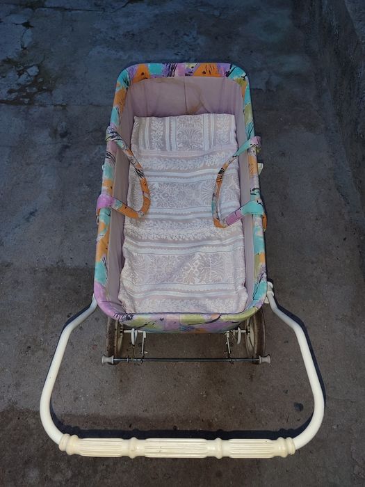 Детская коляска  .