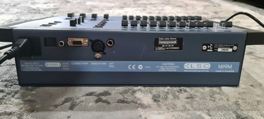 Mixer, controller lumini LSC MINIM 12/24 canale