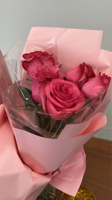 Продам букет свежих роз