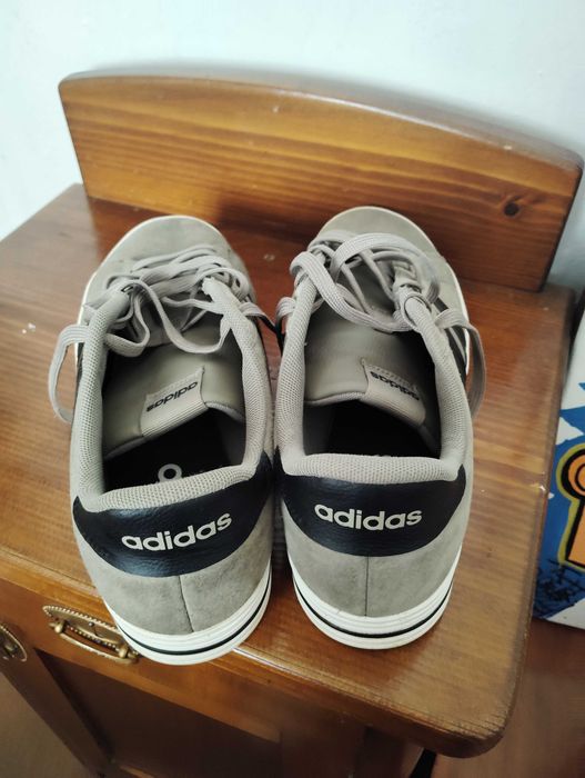Adidas Nr 44 stare foarte buna