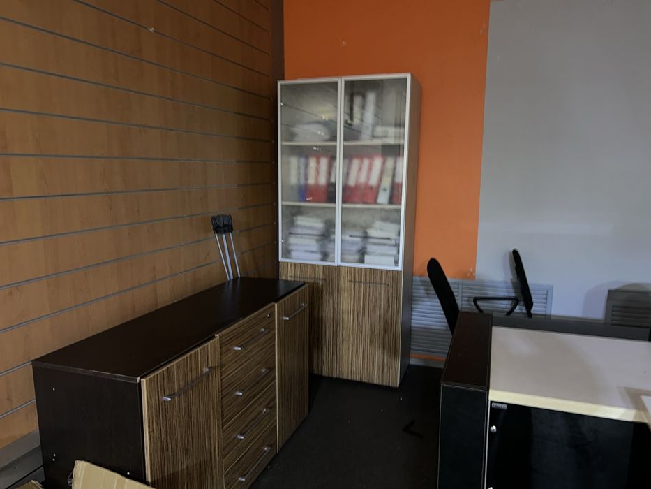 Продам офисную мебель б/у