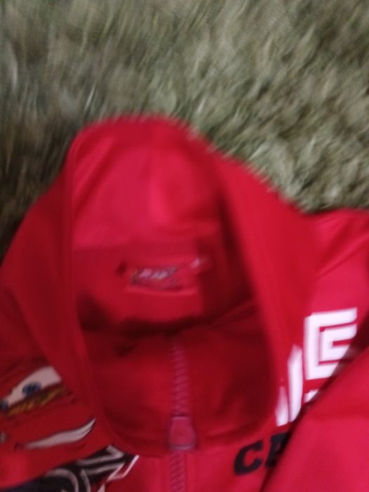 Vând bluză trening cars