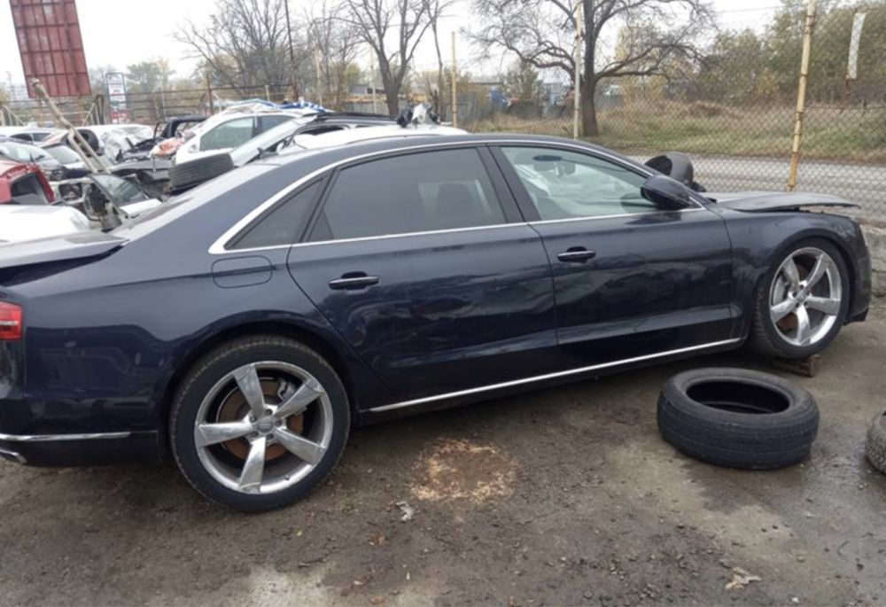 Audi a8 3.0TFSI 2015 на части