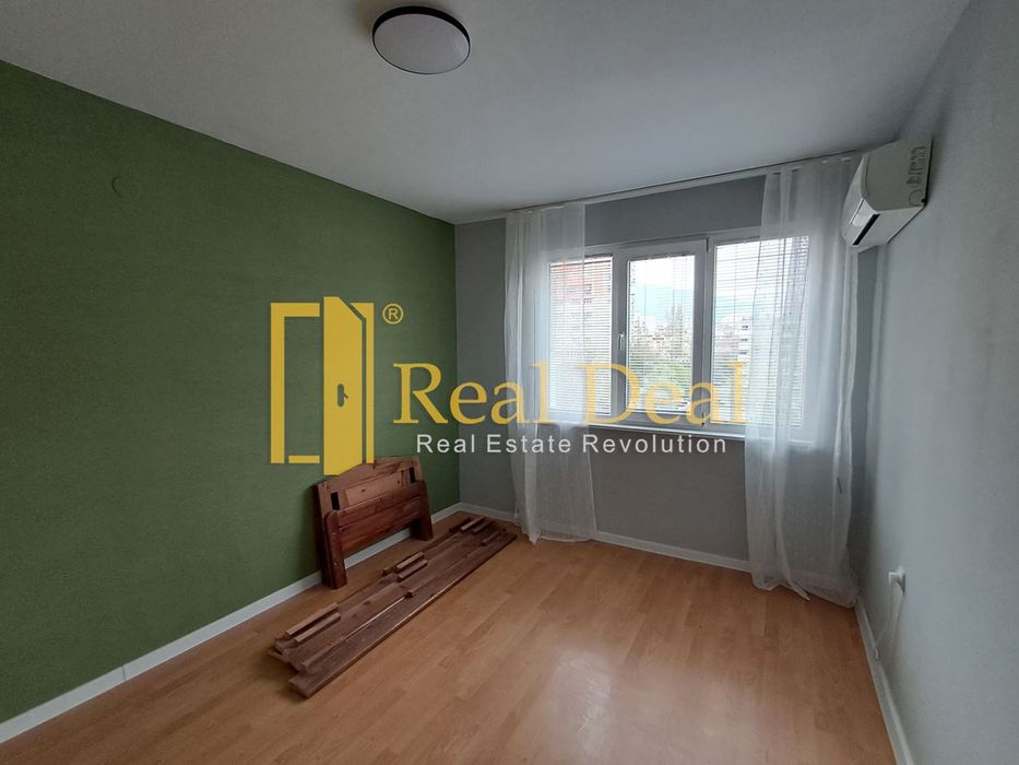 Дава се под наем Тристаен апартамент в София, Красно село - 90 кв.м за 650 € - Снимка #8