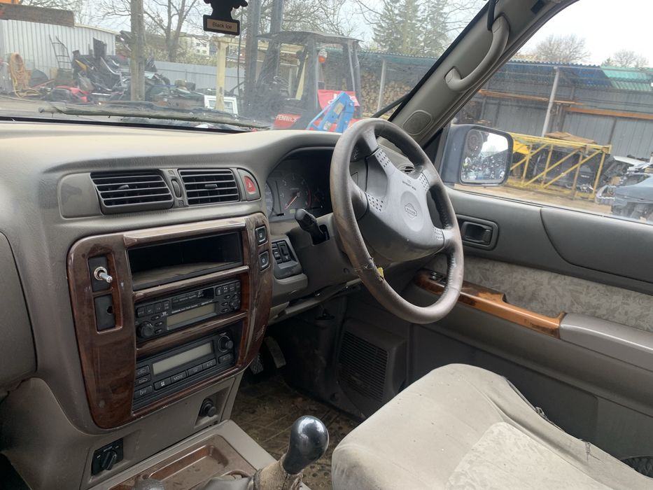 Dezmembrez Nissan Patrol  Y61 3.0 Diesel 1994-2000