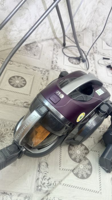 Пылесос LG Kompressor б/у