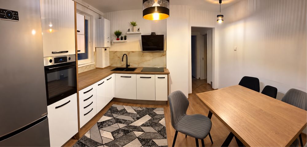 Apartament de vânzare, mobilat și utilat