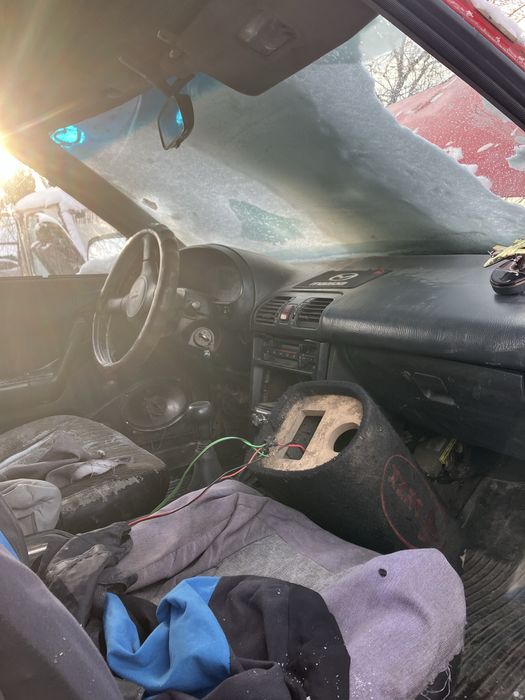 Пподам мазду 323 слепая