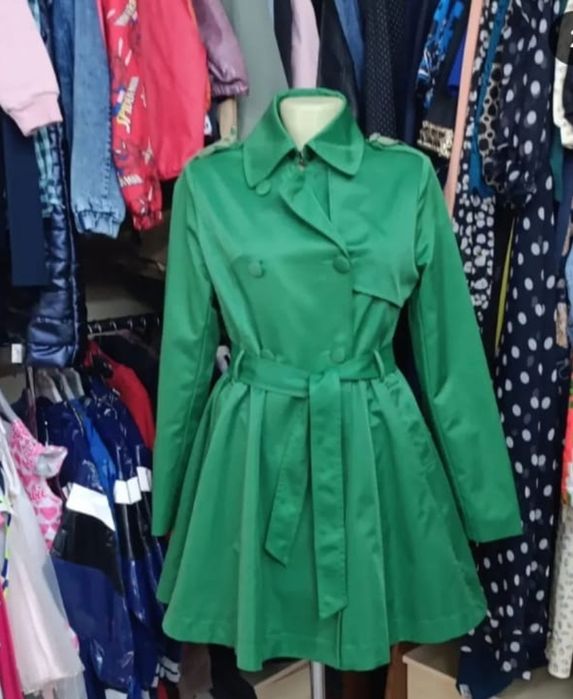 Женский плащ весна