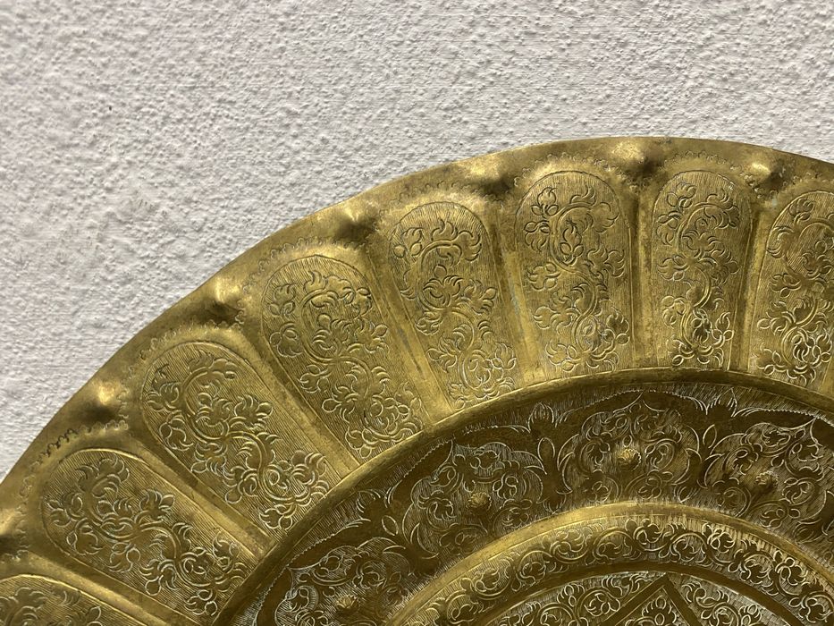 Огромно арабско месингово пано ръчно изографисано