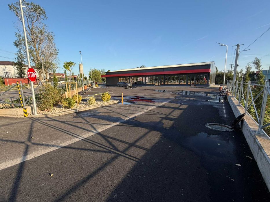 De inchiriat spatiu comercial 50 MP