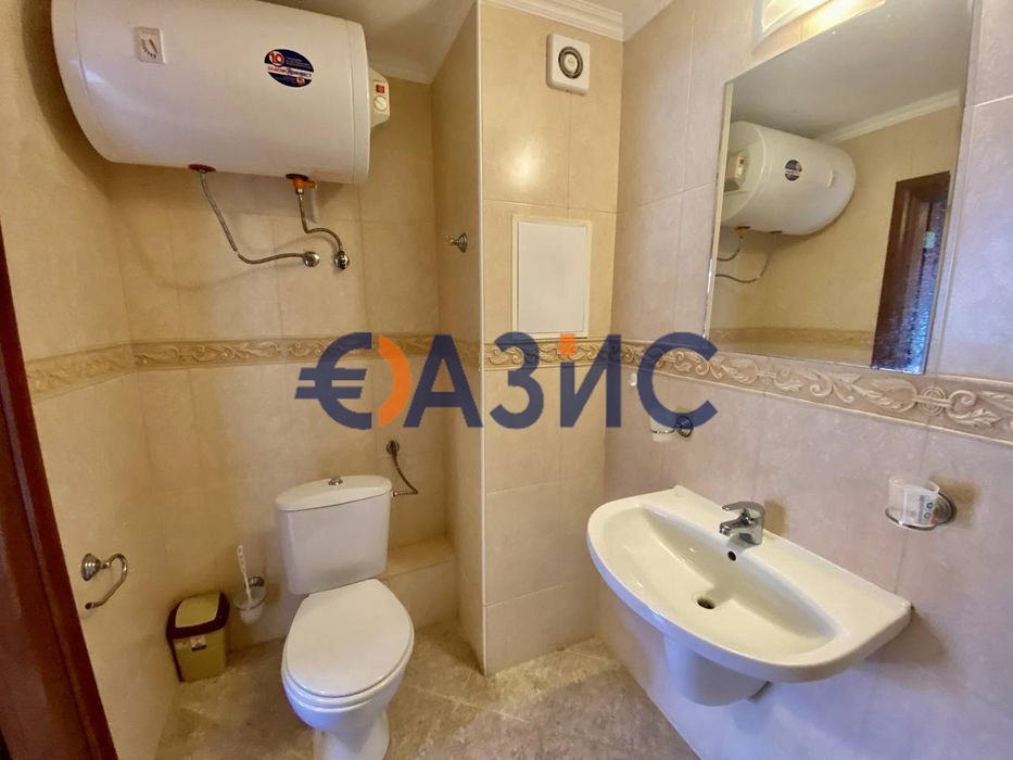 Продава се Двустаен апартамент в Свети Влас - 65 кв.м за 746 €/кв.м - Снимка #6