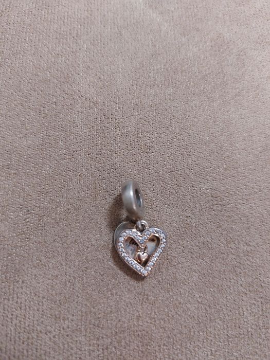 Висулки на PANDORA