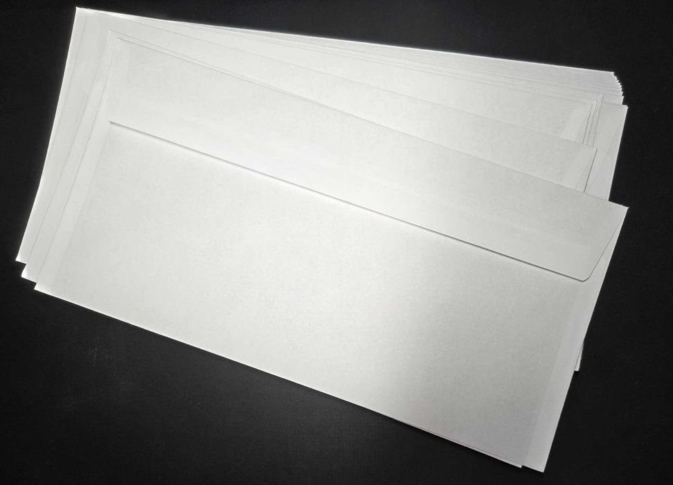 Plicuri Premium Autoadezive C5 Kraft Maro și DL Albe - Prețuri Engros