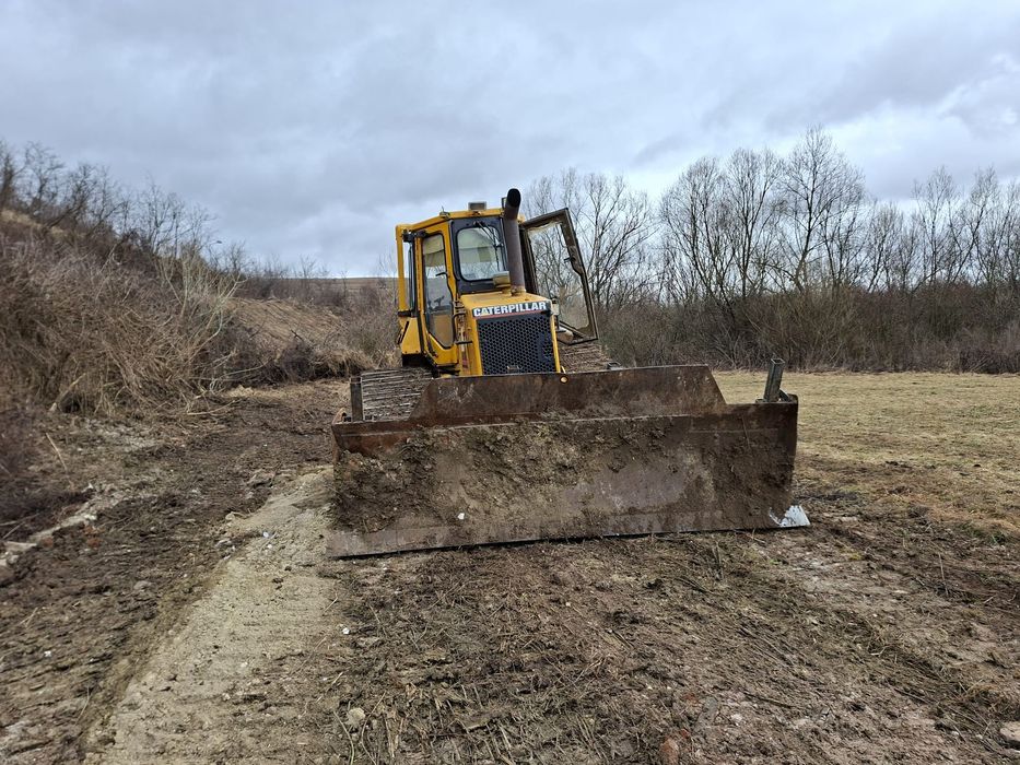 Buldozer Caterpillar D4