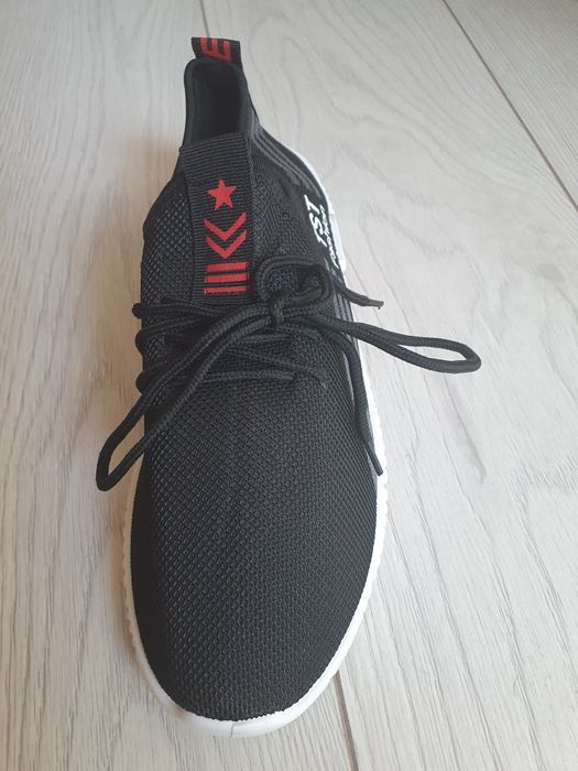 Кроссовки мужские 1