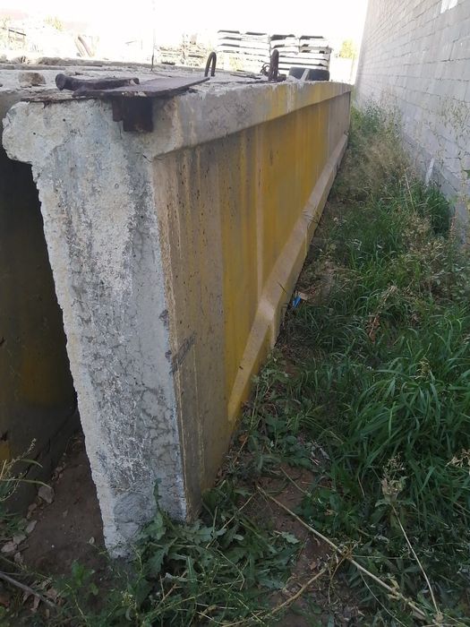 Продам ригеля 12 метровые