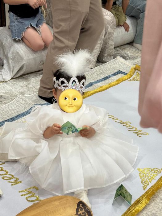 Тусаукесер платье