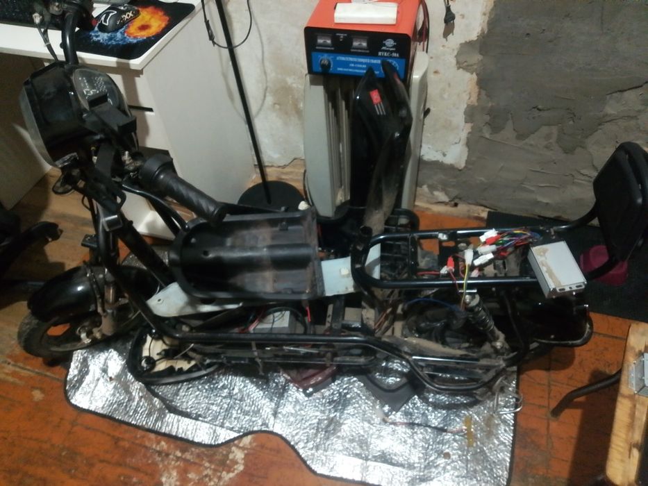 Запчасти на мопед ск8 - недорого