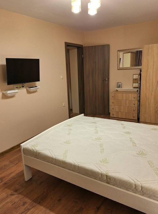Дава се под наем Етаж от къща в Божурище - 60 кв.м за 749 € - Снимка #8