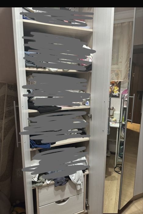 Продам шкаф с полками