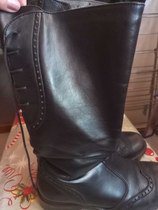 Cizme piele naturala, culoarea neagră, mărimea 37