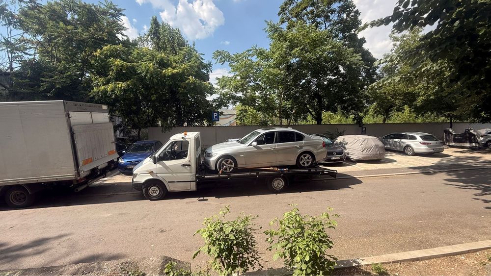 Autoplatforma sprinter 2.9 se conduce cu B