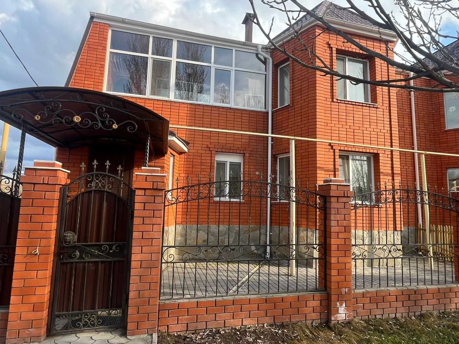 Продается коттедж  недалеко от мкр. Береке