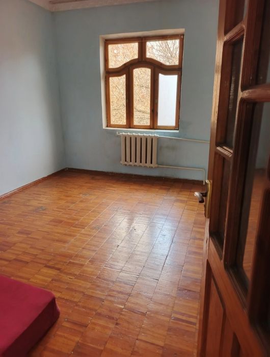 Продаётся на А.Югнаки 3ком