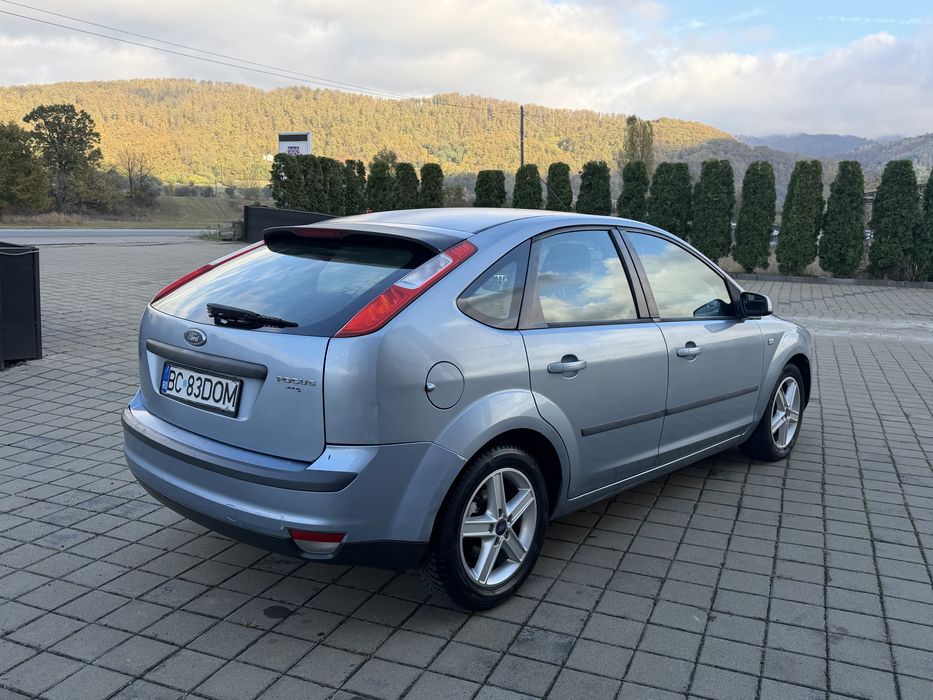 FORD Focus 2006 — imagine 5