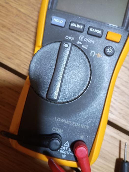 Multimetru automat FLUKE 113