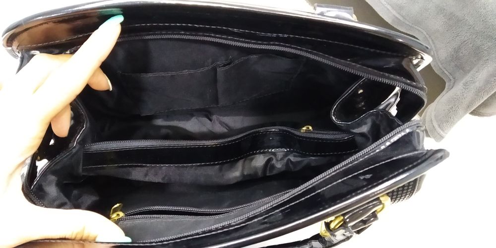 Елегантна дамска чанта