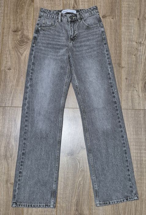 Blugi fete Bershka mărimea 32
