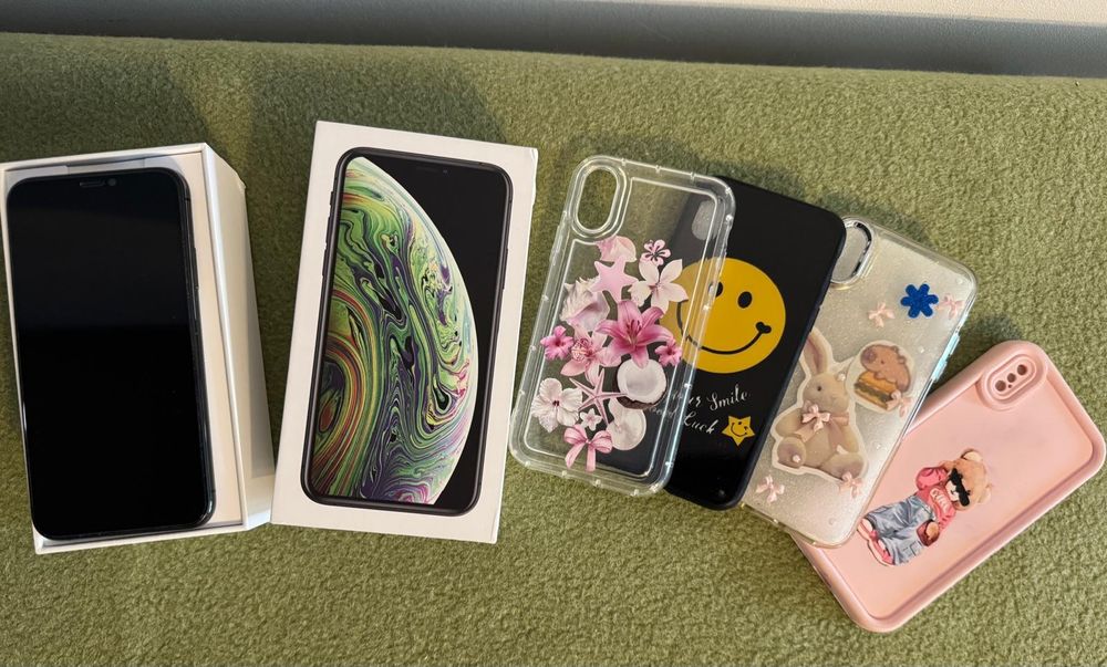 Iphone XS negru 64 gb