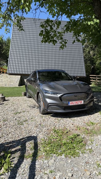 Ford Mustang Mach E AWD 98kWh Premium Full