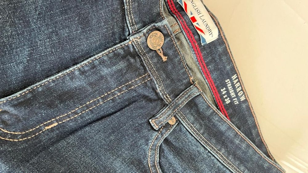 Мужские джинсы темно-синие