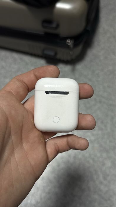 AirPods, первого поколения