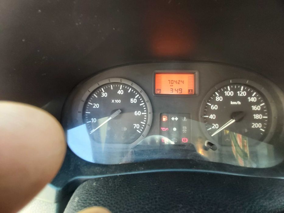 Dacia Logan berlina rosu
