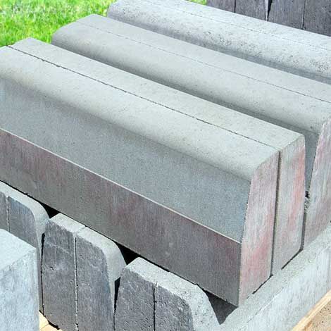 Бортовой камень дорожный