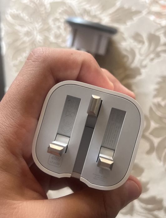 Iphone 13 14 pro max  zaryadnik