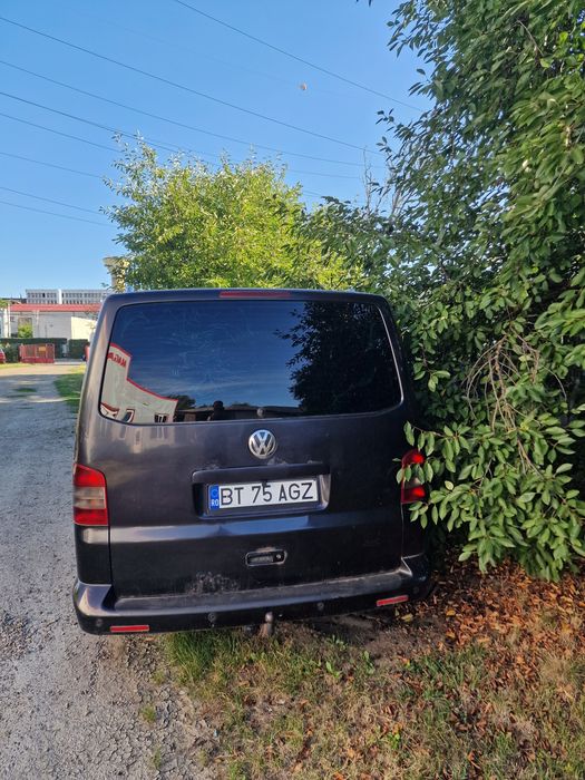 Vând Volkswagen Transporter T5 2500