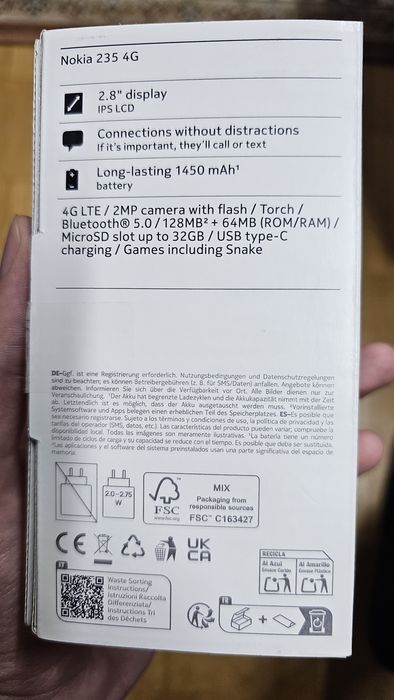 Обикновен телефон Nokia 235 4G
