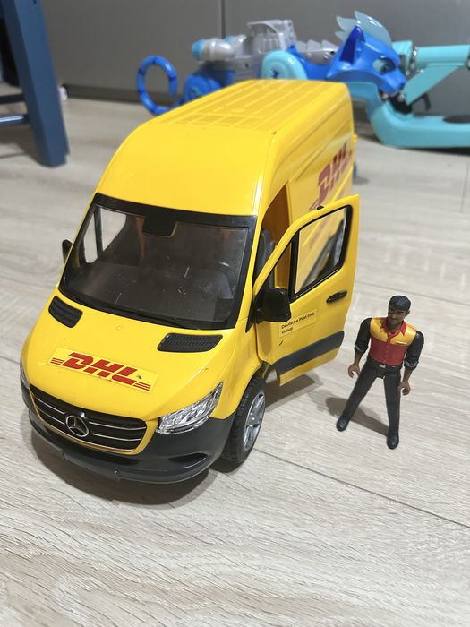 Jucarii Bruder Jeep politie , masina de gunoi , macara , tractor