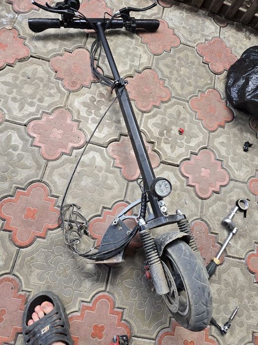 Запчасти электросамоката