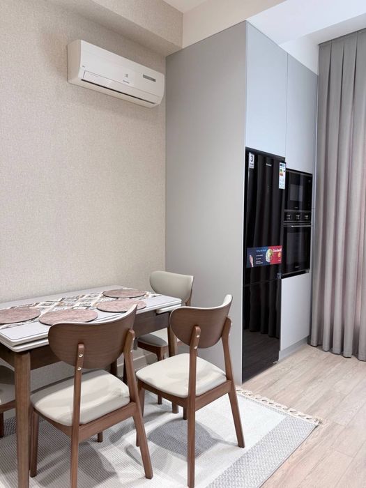 Срочно! Продается 2/4/10 в новостройке на ул Махтумкули!!!