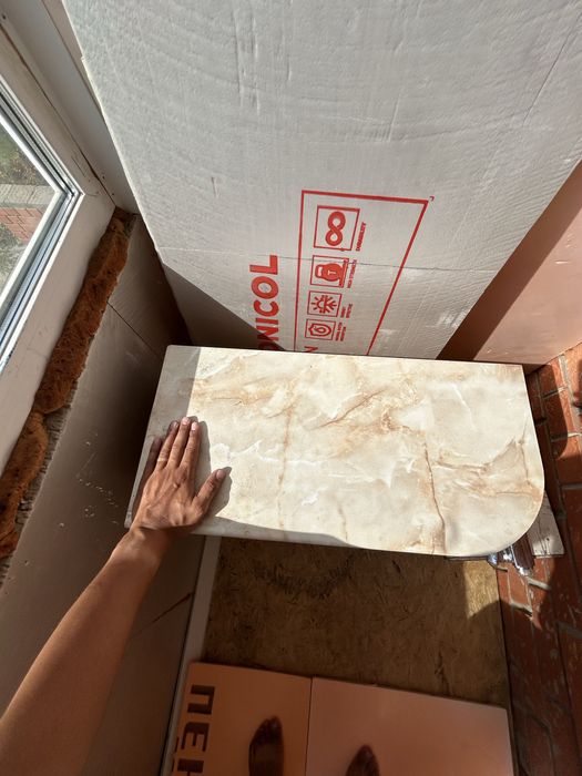 Продам тумбочку.